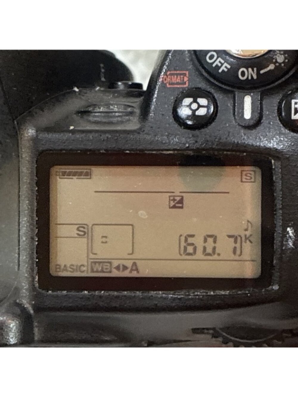 MINT Nikon D90 Digital SLR Camera (Body Only) With New Battery And Charger - Picture 8 of 13